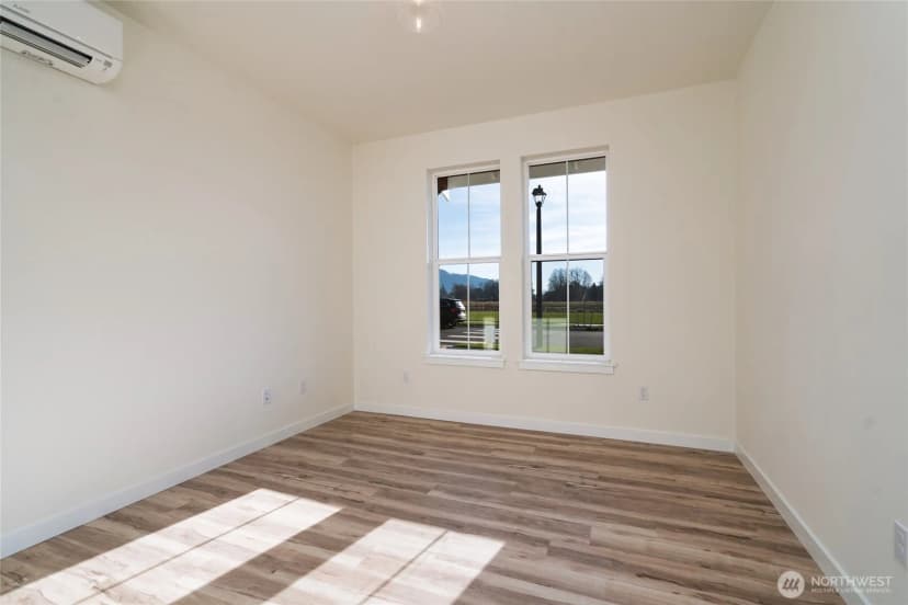 Property photo for 640 Legacy Way, Sedro Woolley photo 32