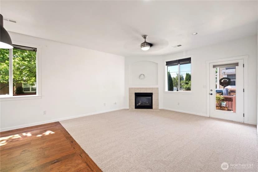 Property photo for 21011 Se 39th Dr, Bothell photo 11