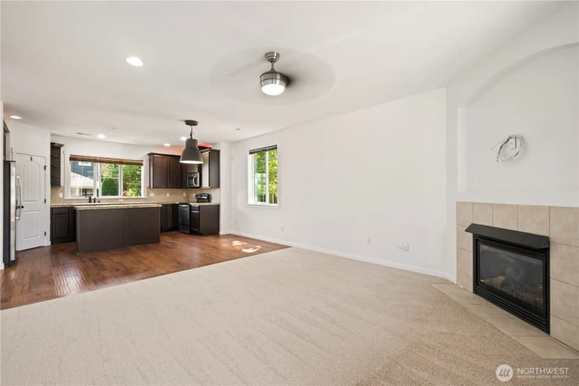 Property photo for 21011 Se 39th Dr, Bothell photo 12
