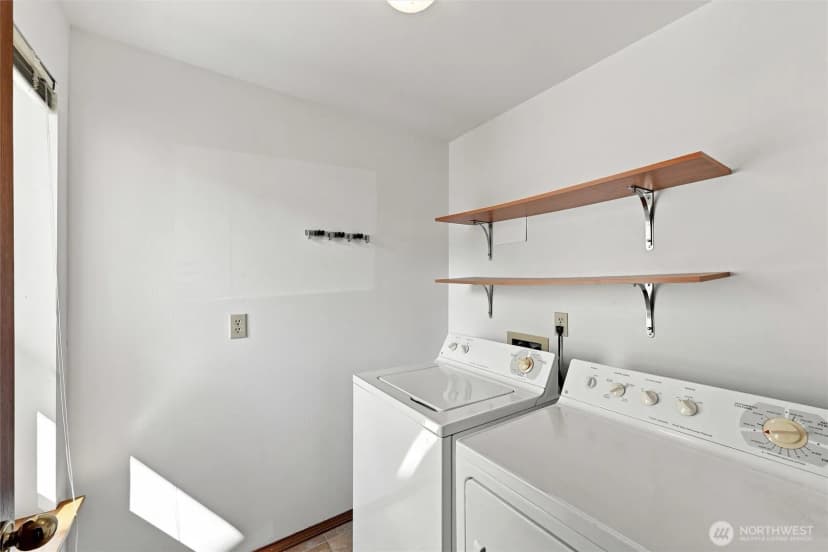 Property photo for 2233 E Birch Street, Bellingham photo 9
