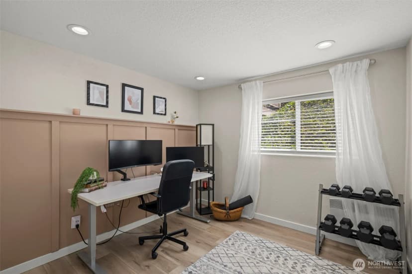 Property photo for 1319 S Puget Drive #d15, Renton photo 21