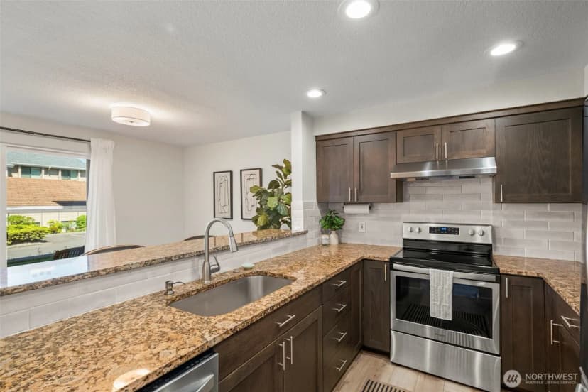 Property photo for 1319 S Puget Drive #d15, Renton photo 15