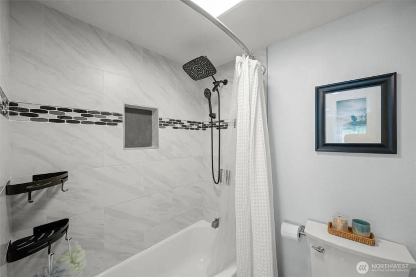 Property photo for 1319 S Puget Drive #d15, Renton photo 20