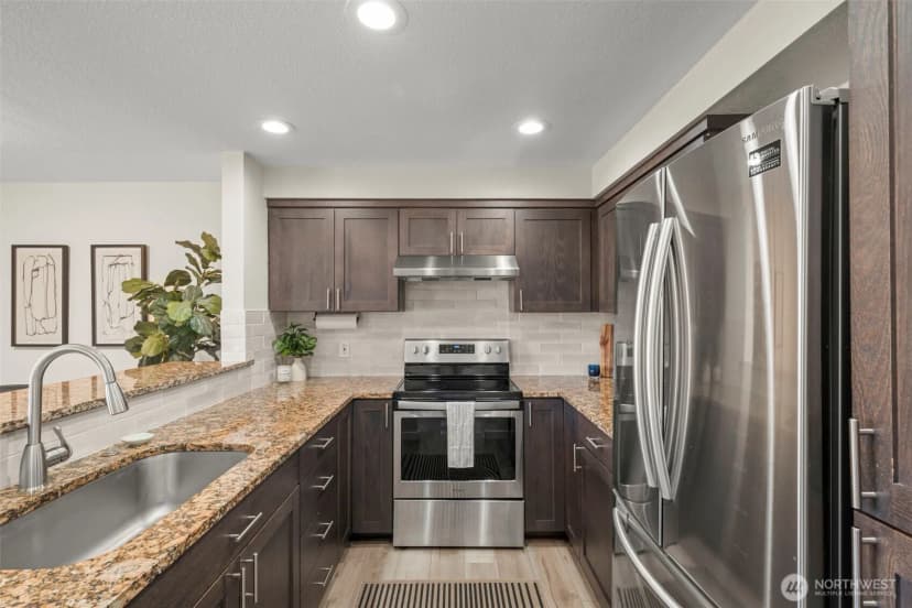 Property photo for 1319 S Puget Drive #d15, Renton photo 14