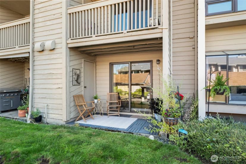 Property photo for 1319 S Puget Drive #d15, Renton photo 27