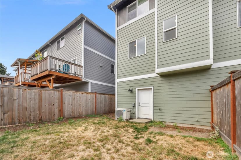 Property photo for 18132 1st Place Sw, Normandy Park photo 27