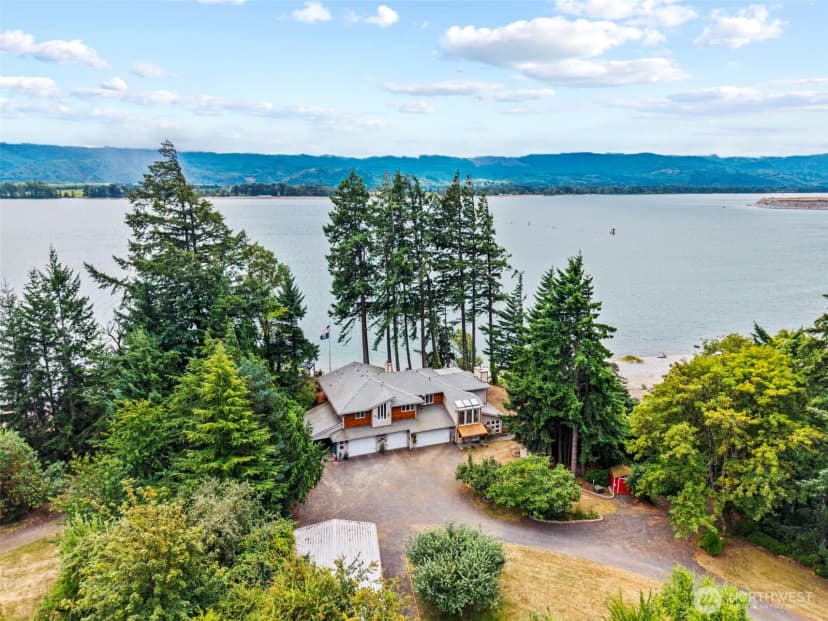 Property photo for 10 Little Cape Horn, Cathlamet photo 2