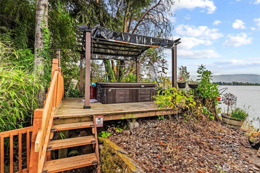 Property photo for 10 Little Cape Horn, Cathlamet photo 31