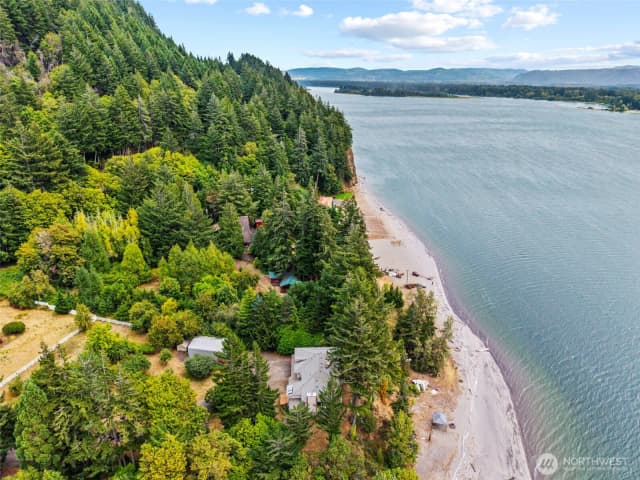Property photo for 10 Little Cape Horn, Cathlamet photo 5