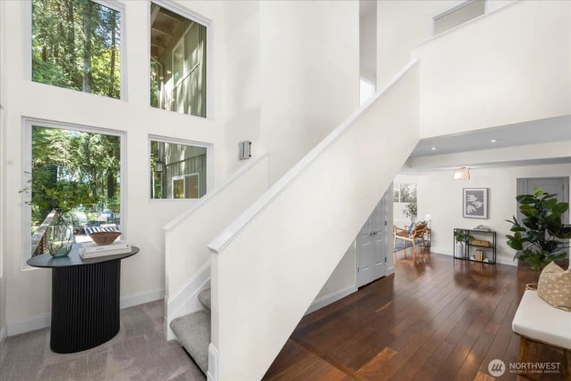 Property photo for 2035 West Lake Sammamish Parkway Se, Bellevue photo 6