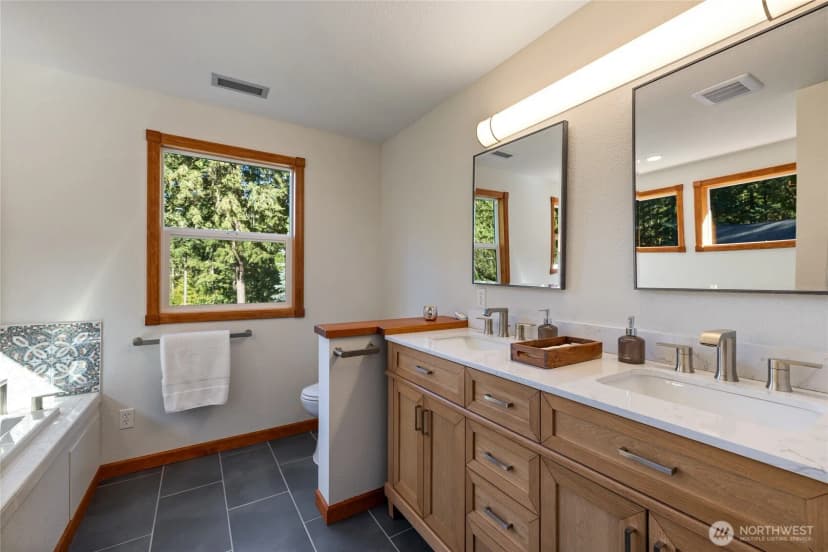 Property photo for 9422 22nd Avenue Nw, Gig Harbor photo 15
