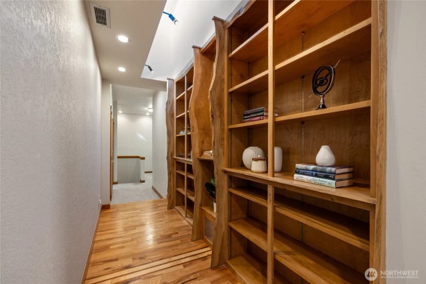 Property photo for 9422 22nd Avenue Nw, Gig Harbor photo 20