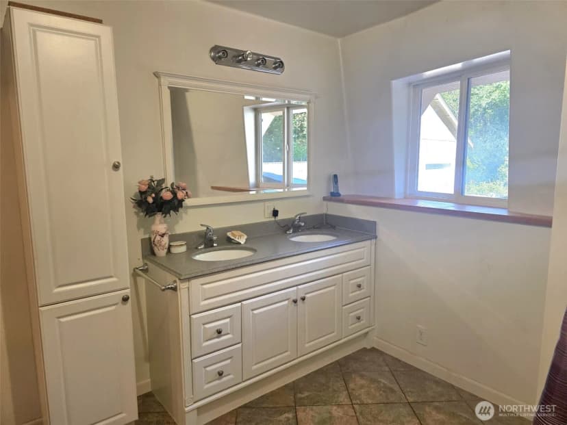 Property photo for 17230 Jonas Hill Lane Se, Rainier photo 18