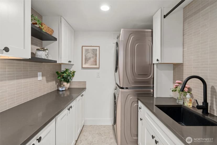 Property photo for 10833 Ne 134th Street, Kirkland photo 27