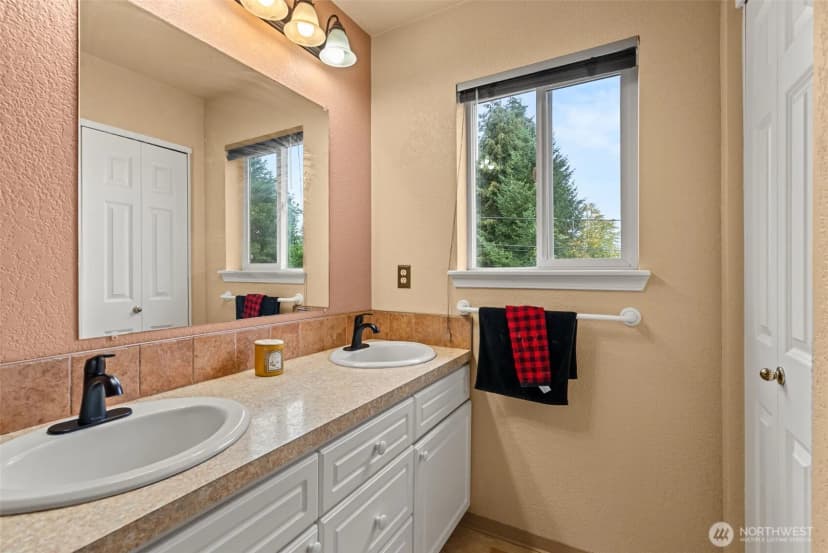 Property photo for 627 Bates Street Sw, Tumwater photo 18
