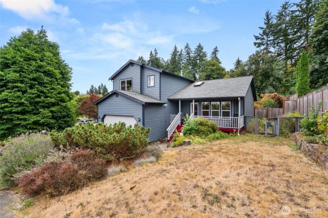 Property photo for 627 Bates Street Sw, Tumwater photo 3