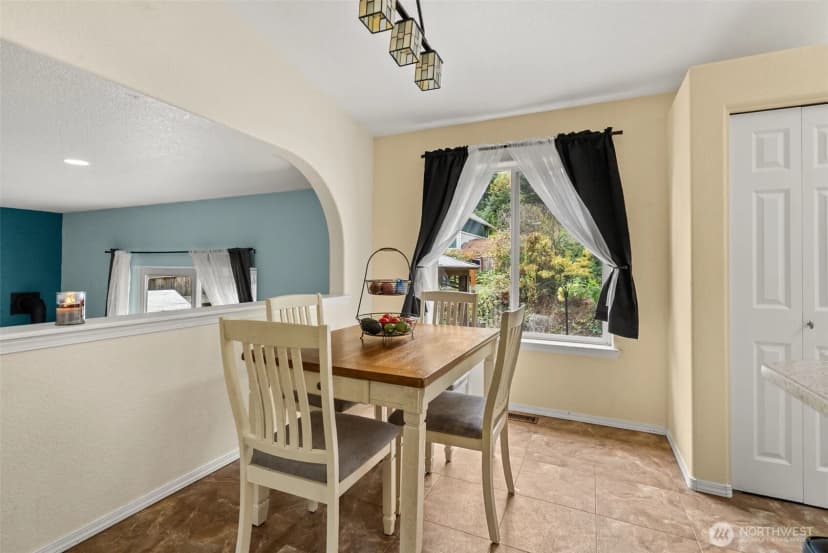 Property photo for 627 Bates Street Sw, Tumwater photo 11