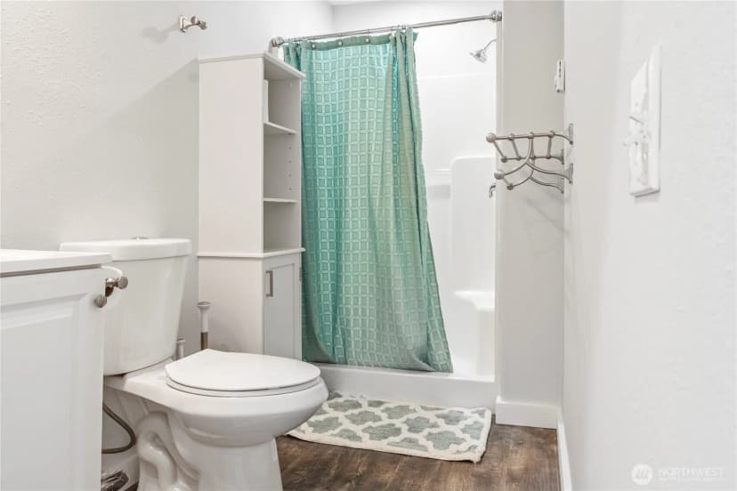 Property photo for 250 E Saint Andrews Drive, Shelton photo 18