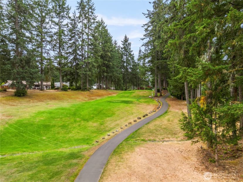 Property photo for 250 E Saint Andrews Drive, Shelton photo 33
