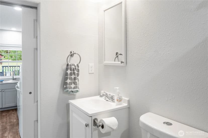 Property photo for 250 E Saint Andrews Drive, Shelton photo 19
