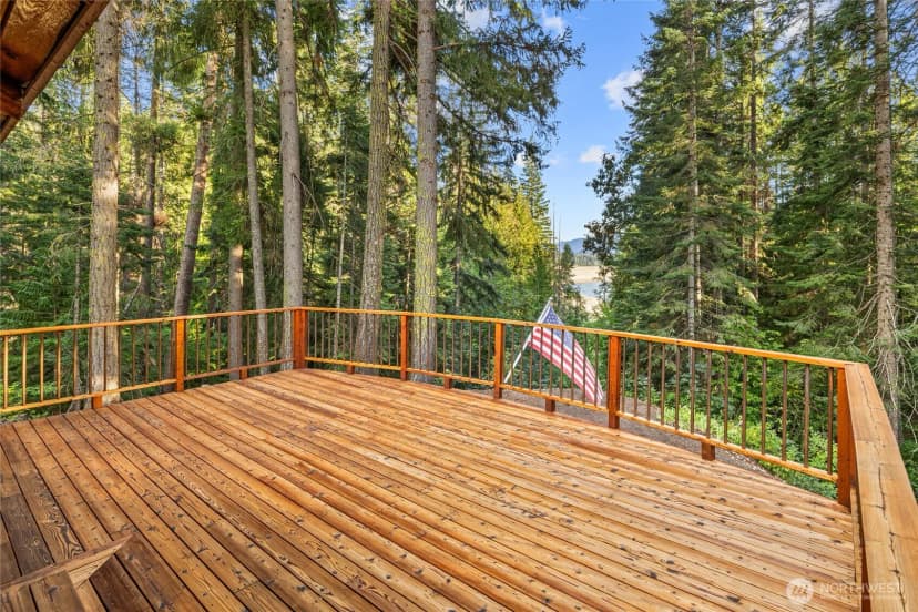 Property photo for 13421 Salmon La Sac Road, Ronald photo 28