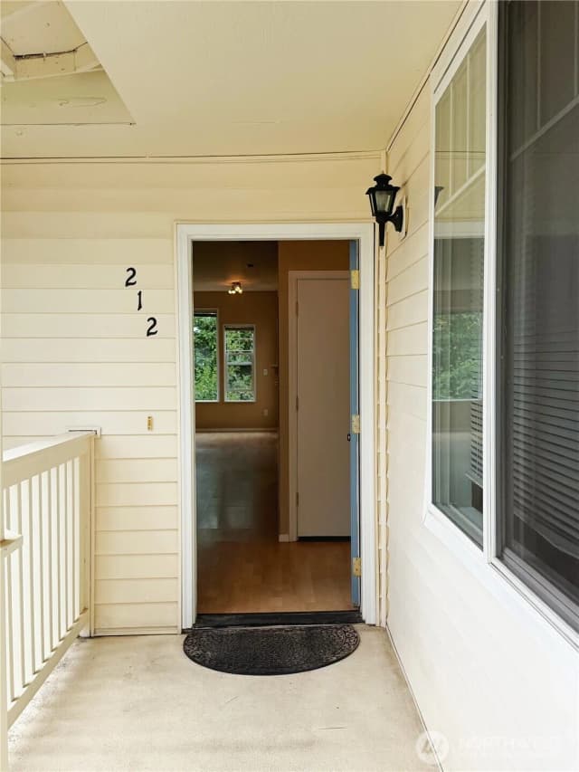 Property photo for 4702 Mill Pond Drive Se #212, Auburn photo 3