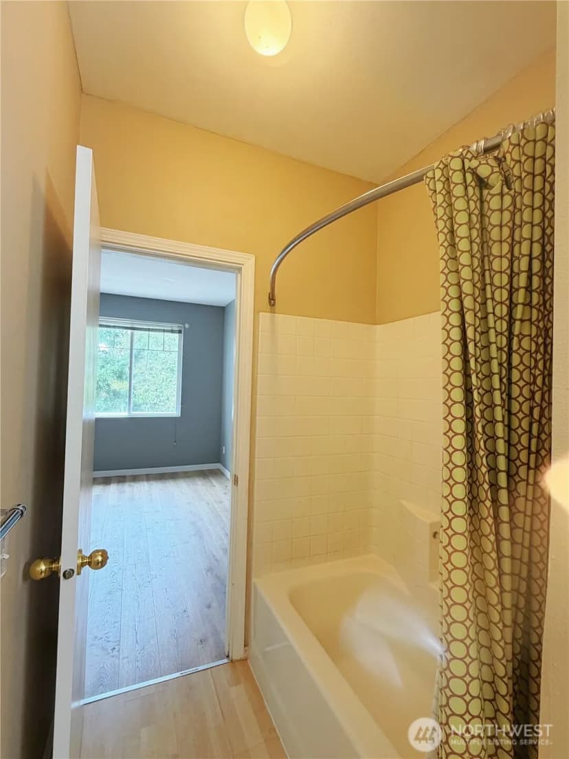 Property photo for 4702 Mill Pond Drive Se #212, Auburn photo 9