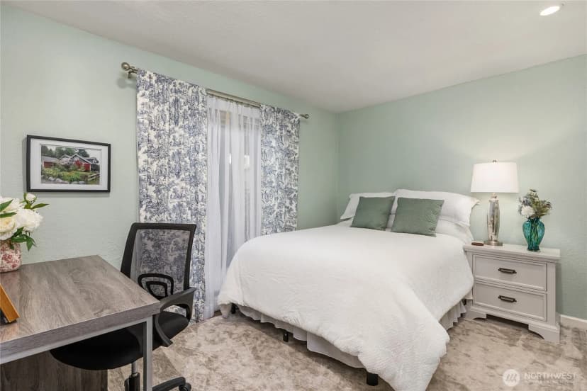 Property photo for 428 Harborview Drive Se #114, Bainbridge Island photo 10