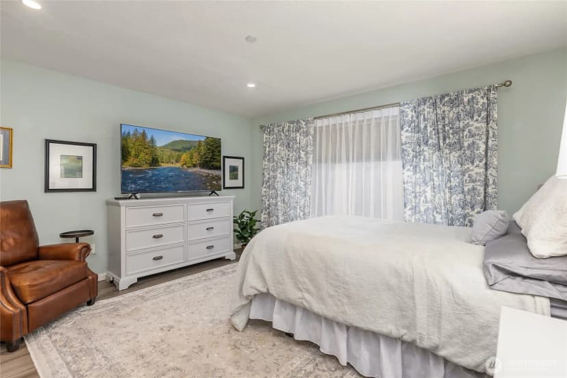 Property photo for 428 Harborview Drive Se #114, Bainbridge Island photo 11
