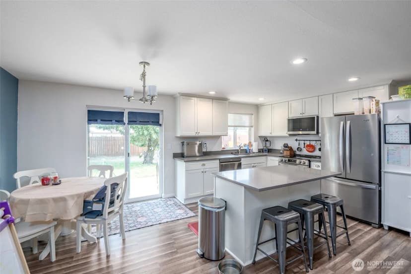 Property photo for 10111 Grove Road Se, Yelm photo 4