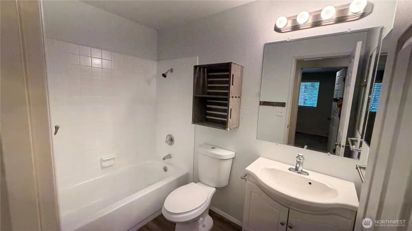 Property photo for 13807 173rd Avenue Ne, Redmond photo 16