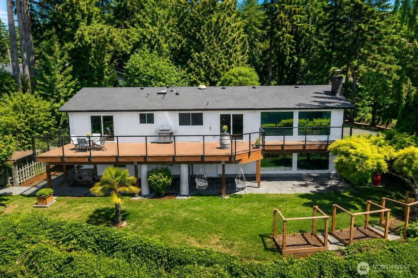 Property photo for 12065 206th Place Se, Issaquah photo 4