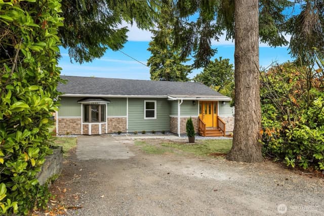 Property photo for 2604 S 122nd Street, Seattle