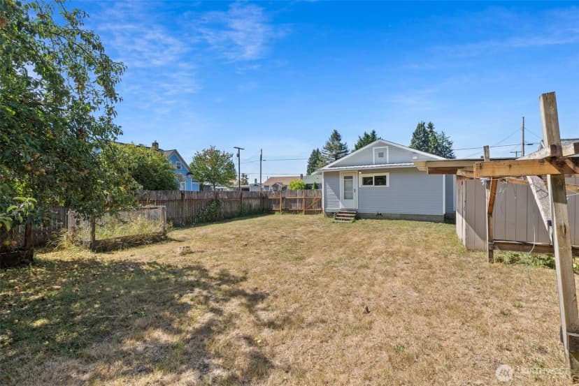 Property photo for 118 N Buckner Street, Centralia photo 32