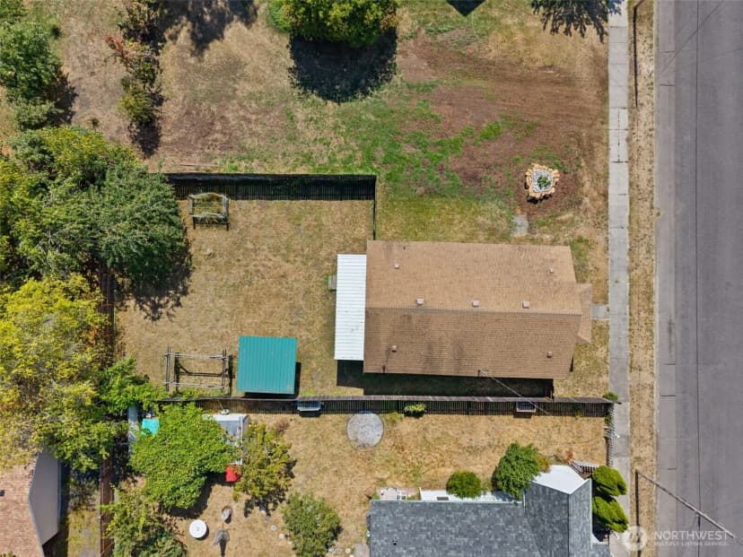 Property photo for 118 N Buckner Street, Centralia photo 34