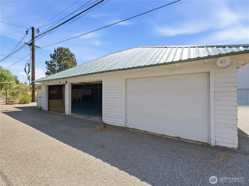 Property photo for 618 E Birch Street, Waterville photo 34