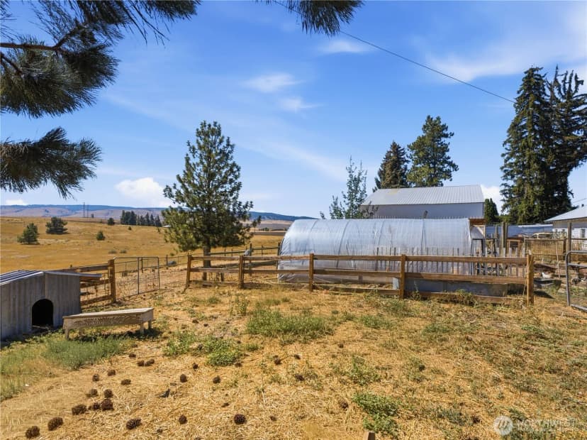 Property photo for 618 E Birch Street, Waterville photo 37