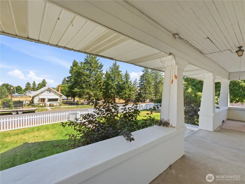 Property photo for 618 E Birch Street, Waterville photo 8