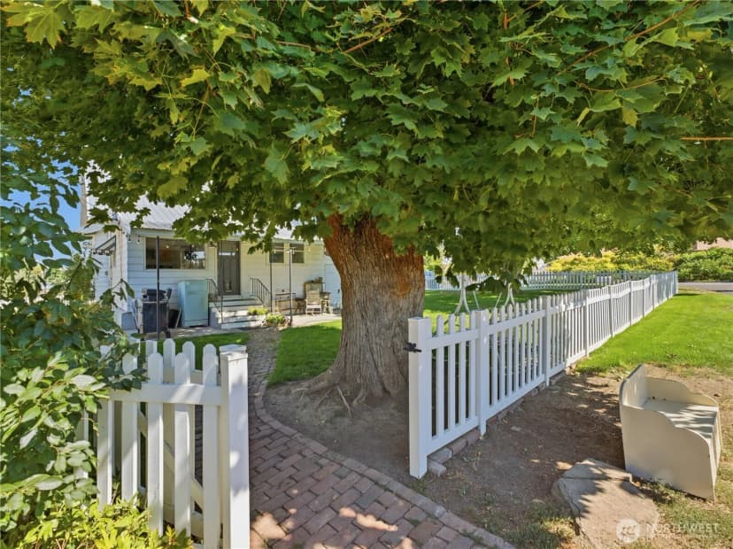 Property photo for 618 E Birch Street, Waterville photo 6