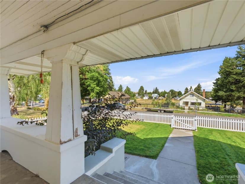 Property photo for 618 E Birch Street, Waterville photo 9