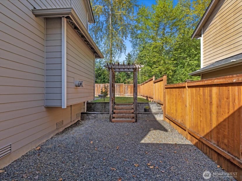 Property photo for 12421 30th Place Ne, Lake Stevens photo 35
