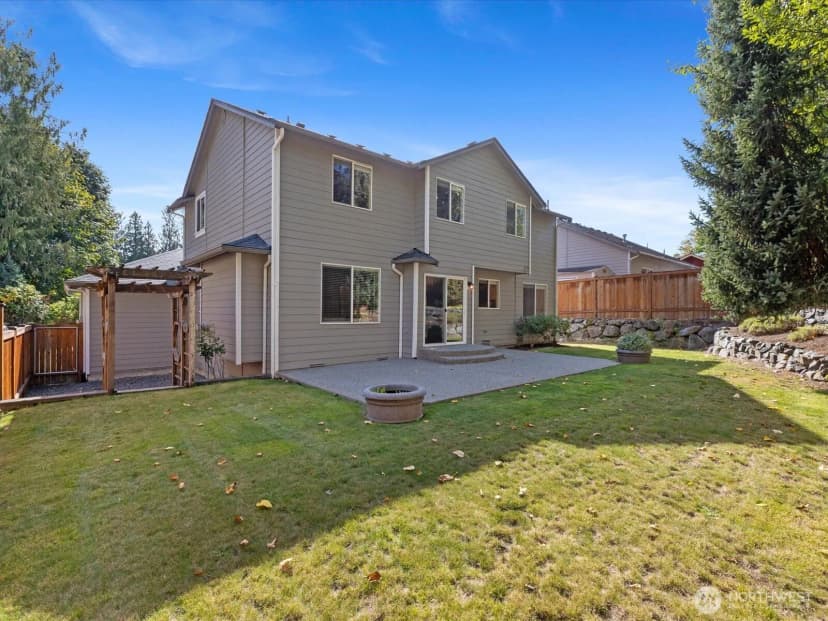 Property photo for 12421 30th Place Ne, Lake Stevens photo 31