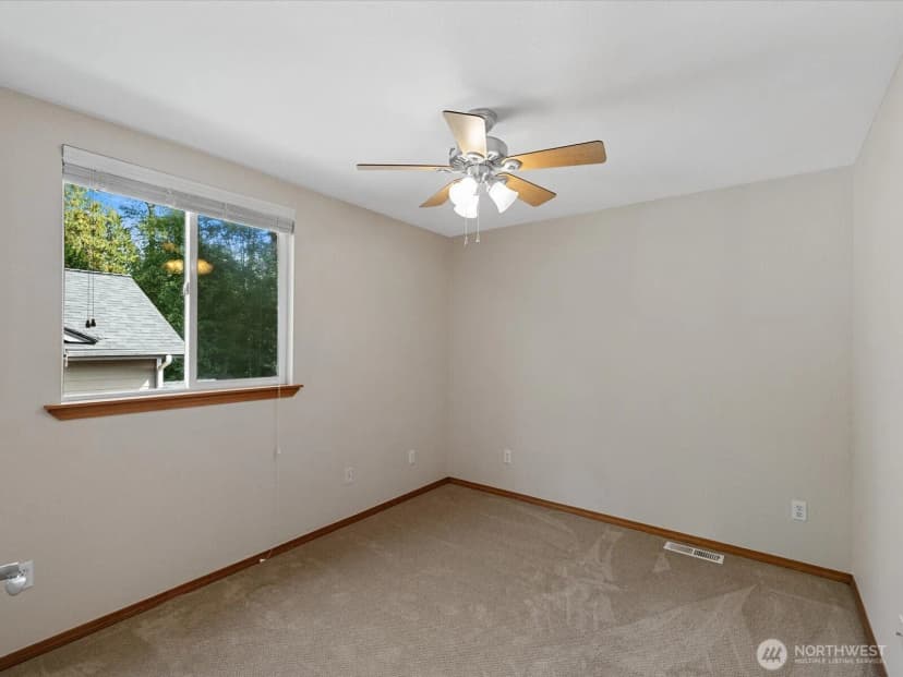 Property photo for 12421 30th Place Ne, Lake Stevens photo 26