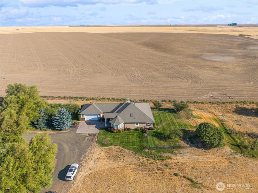 Property photo for 404 N Low Street, Ritzville photo 35