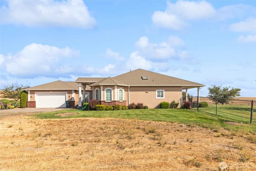 Property photo for 404 N Low Street, Ritzville photo 28