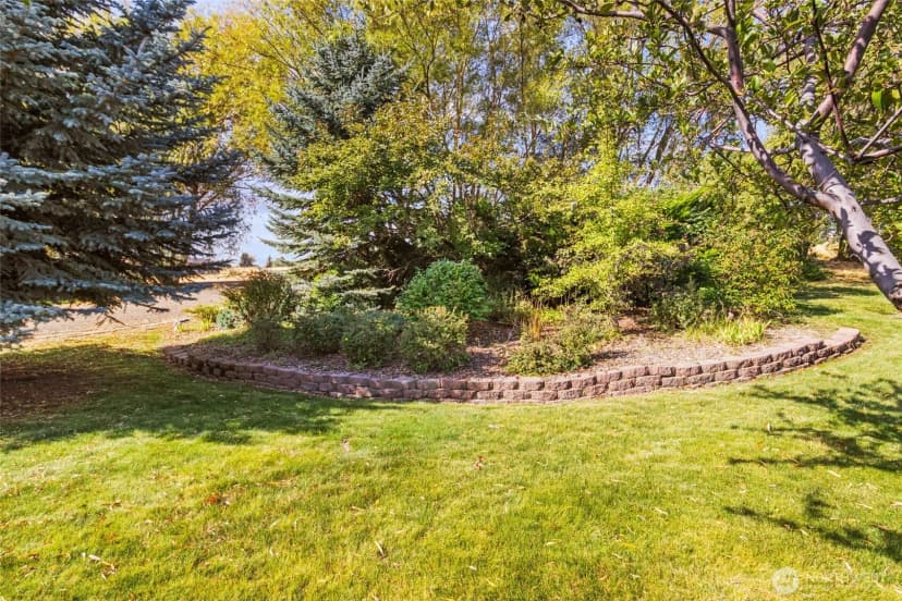 Property photo for 404 N Low Street, Ritzville photo 29