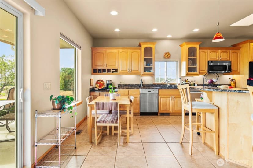 Property photo for 404 N Low Street, Ritzville photo 16