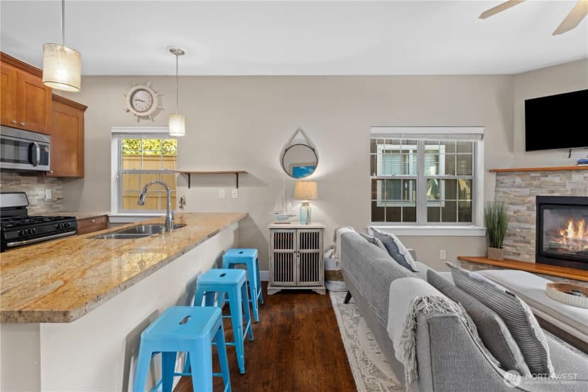 Property photo for 4765 Tidal Way #103a, Blaine photo 19