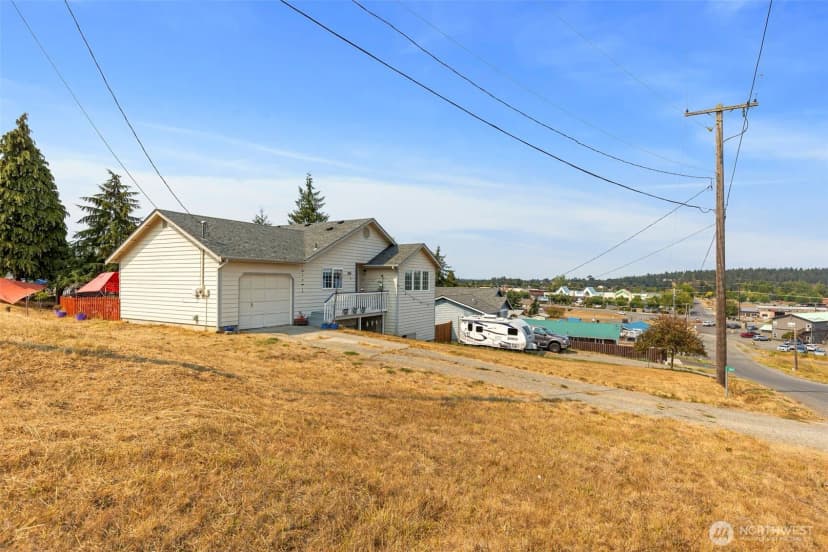 Property photo for 661 S Still Road S, Sequim photo 34