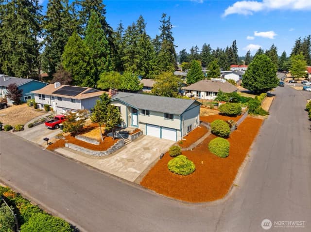 Property photo for 7944 Spartan Court Se, Olympia photo 2